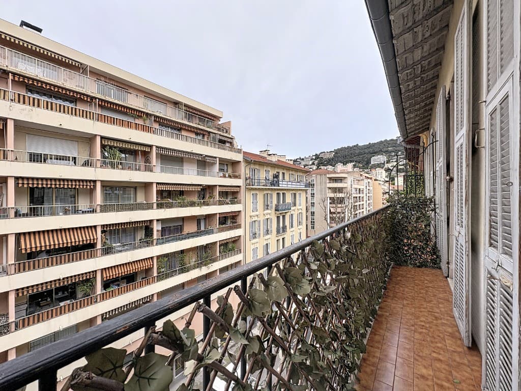 Balcon · Vue dégagée